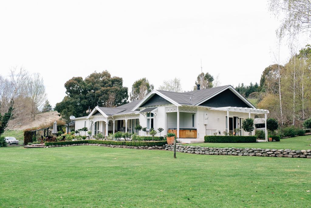 Karetu Downs Farm Stay Hawarden Buitenkant foto